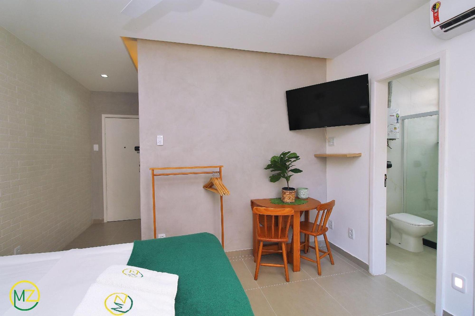 Apartamento Moderno E Silencioso No Posto 4 Em Copa Rio de Janeiro